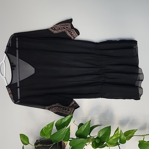 LE Chateau Black gold tunic top sheer medium blouse - Picture 7 of 7